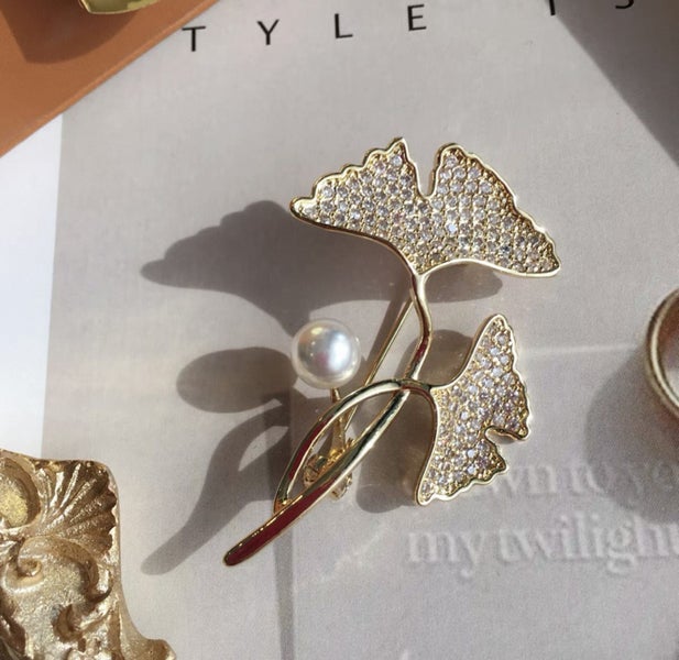 Ginkgo Leaf Rhinestone Brooch with Simulated Pearl Accent Carousel 1