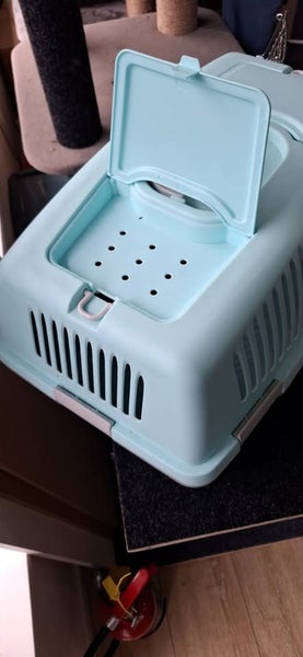 Pet Carrier Cage Carousel 2