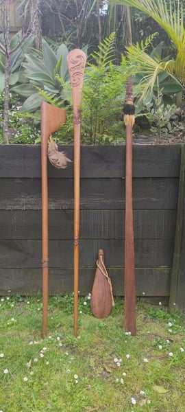 Maori Taonga Carved Weapons - Taiaha, Patu, Pouwhenua, Tewhatewha Carousel 1