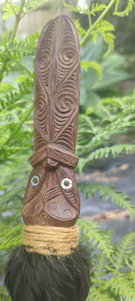 Maori Taonga Carved Weapons - Taiaha, Patu, Pouwhenua, Tewhatewha Carousel 2