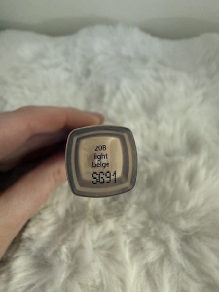 *Near New* Tarte Maracuja Creaseless Concealer - 20B Light Beige Carousel 3