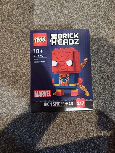 NEW LEGO 40670 BrickHeadz Iron Spider-Man Carousel 1