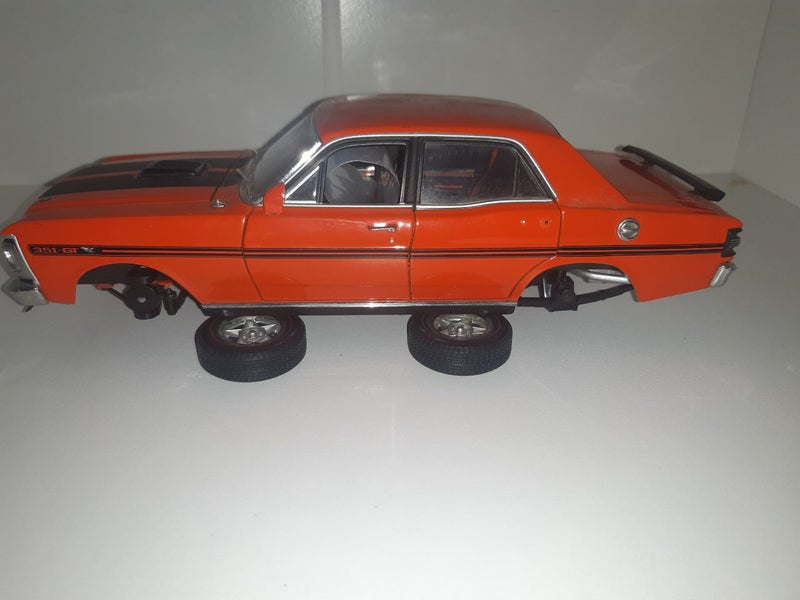 XY GTHO Falcon Vermilion Fire Carousel 3