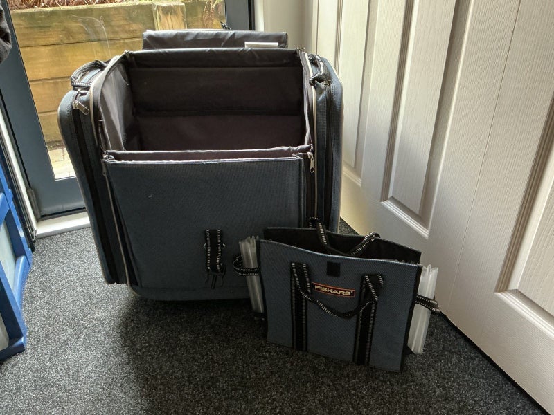 Fiskars rolling tote Carousel 2