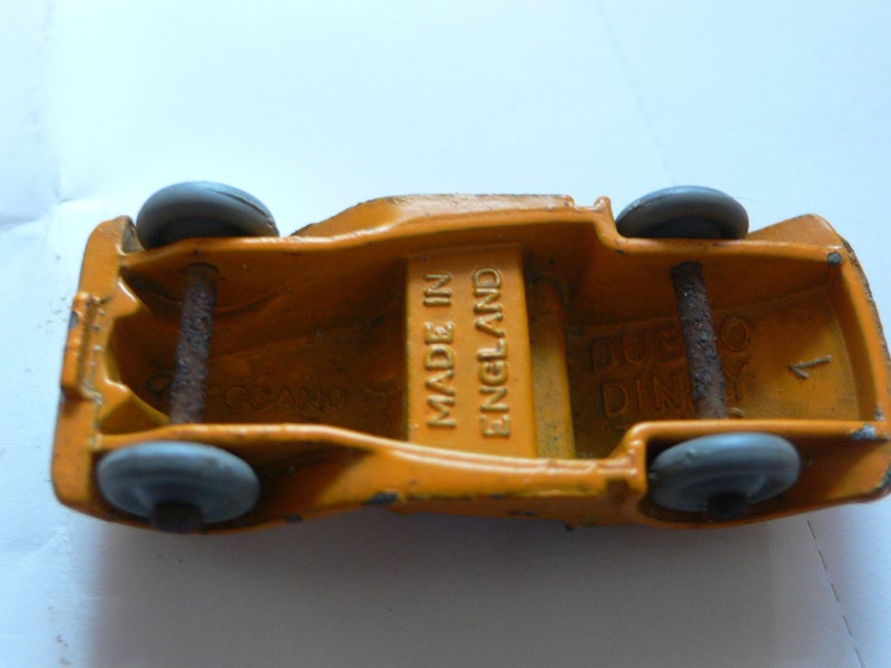 Dublo Dinky car Carousel 5