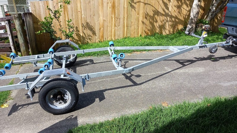 Boat trailer64614314791042110
