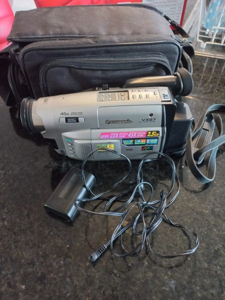 Panasonic Camcorder with Bag Carousel 1