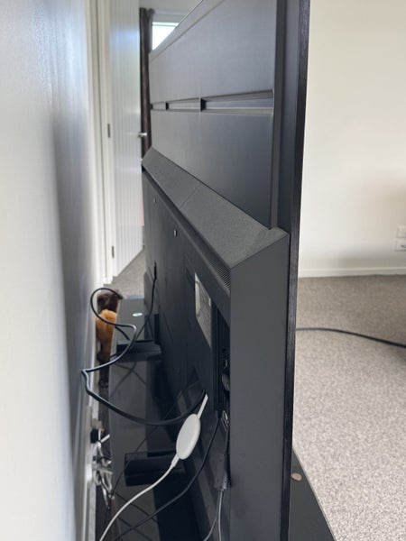 $1 Res Panasonic 65” 4K 120hz TV in Great Condition Carousel 2