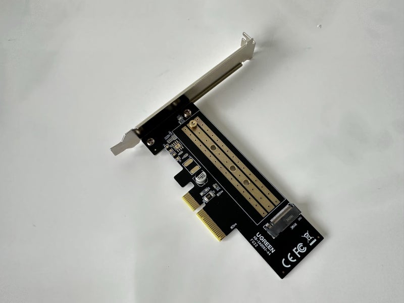UGreen SSD PCIe card Carousel 1
