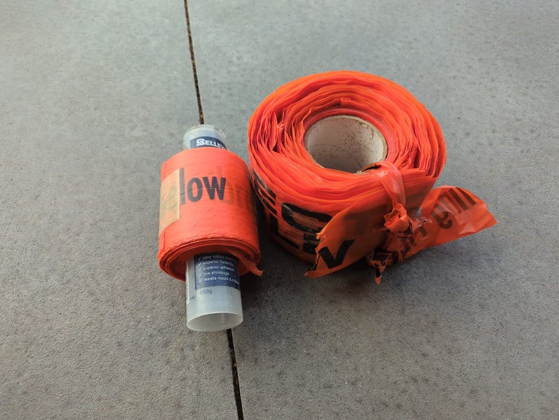 Underground cable warning tape Carousel 1