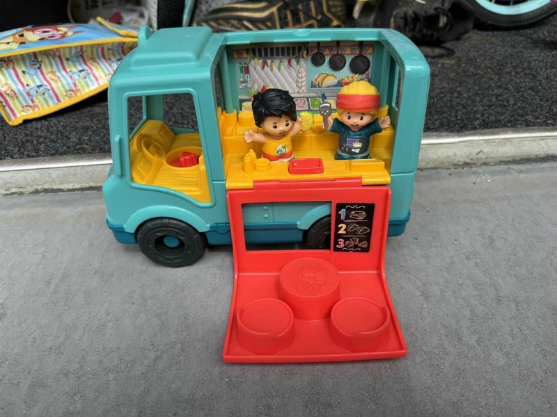 Fisher price taco/food truck Carousel 1