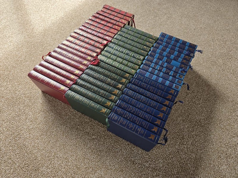 Bulk Readers Digest Books Carousel 1