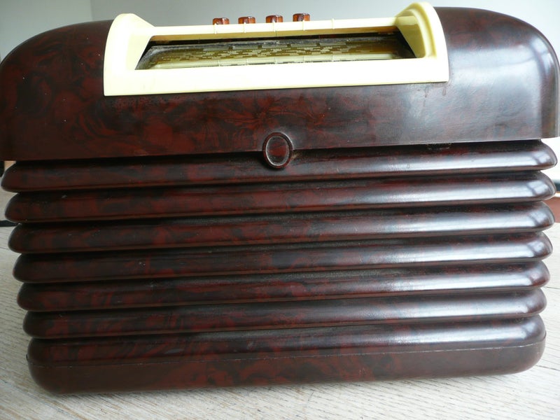 Radio - Vintage Bush DAC10 - In good condition Carousel 2
