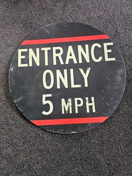 Retro sign Carousel 1