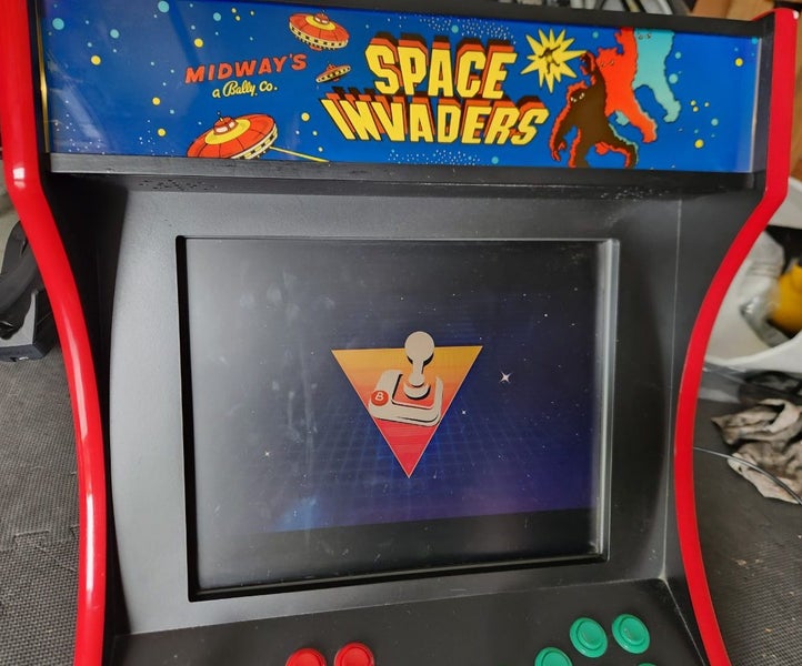 Retro Game Machine Carousel 7