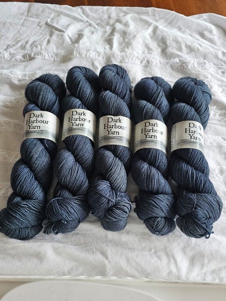 5x 100gm 4ply Dark Harbour yarn Carousel 1