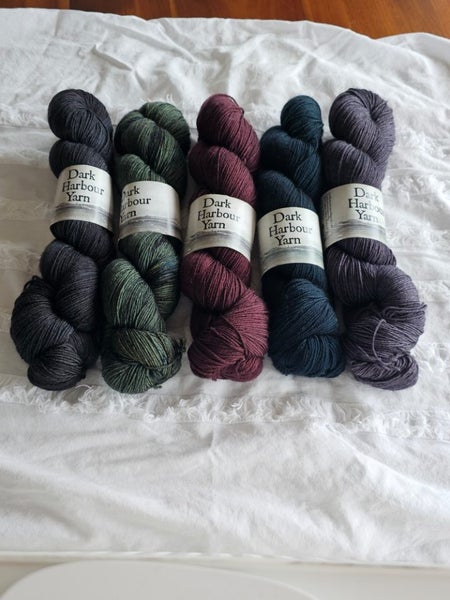 5x 100gm 4ply Dark Harbour yarn Carousel 1