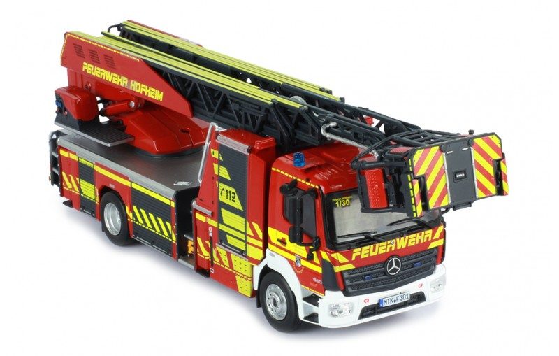 1995 Mercedes Benz Atego DLA(K) Fire Dept. Feuerwehr diecast fire engine 1 of 3 Carousel 2