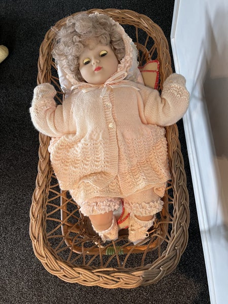 Vintage doll and bassinet set Carousel 2