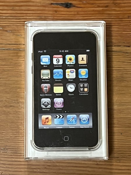 iPod Touch 8GB - Original packaging **$1 Reserve** Carousel 1