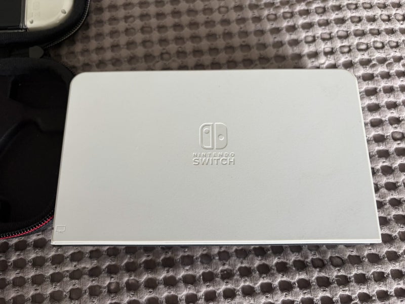 Nintendo Switch OLED Bundle Carousel 5