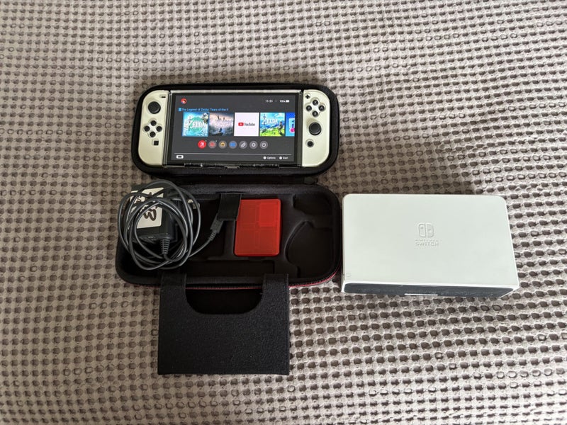 Nintendo Switch OLED Bundle Carousel 2