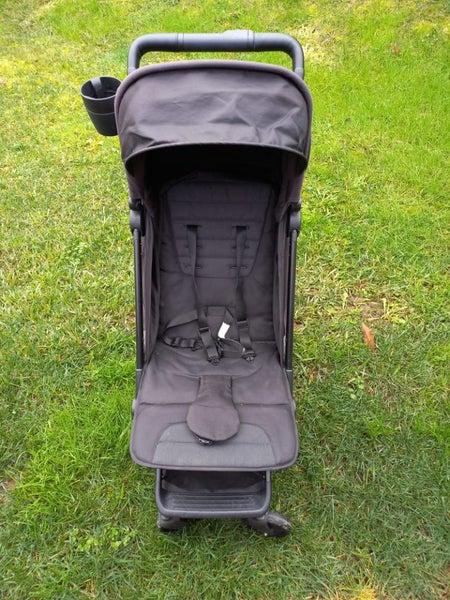 Edwards & Co. Travel Pram Carousel 2