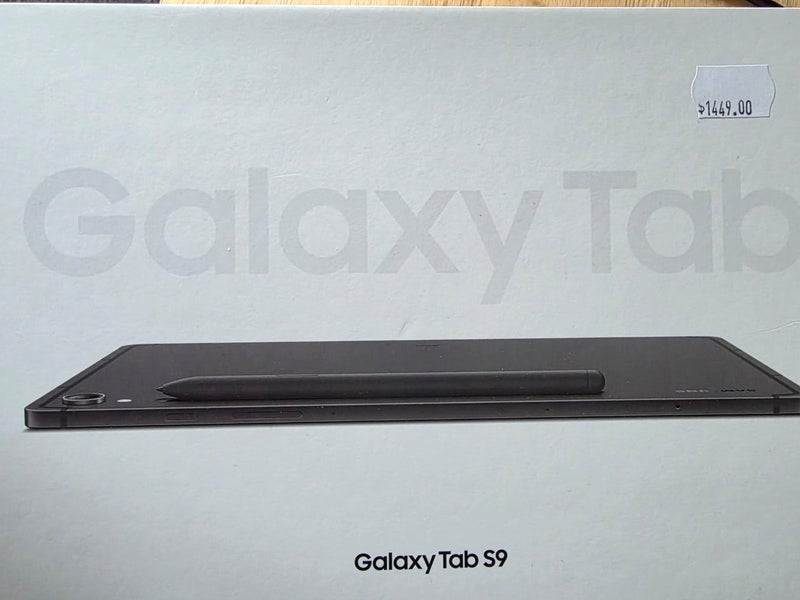Galaxy Tab s9 2 months old with book ai keyboard Carousel 3