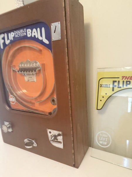 Flipball - with two different glass front options Carousel 18