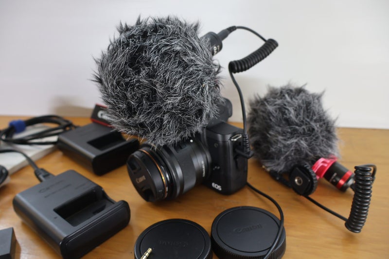 Canon M50 - Vlog Camera Set Up Carousel 1