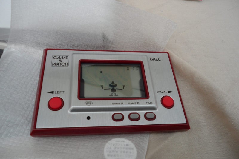 Nintendo Game and Watch Ball - Japan Club Edition Carousel 1