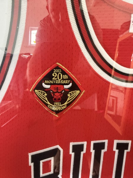 Signed Michael Jordan bulls jersey Carousel 1