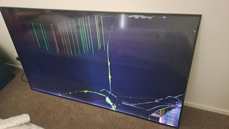 Samsung 65" Crystal UHD DU8500 4K Smart TV - PARTS ONLY Carousel 2