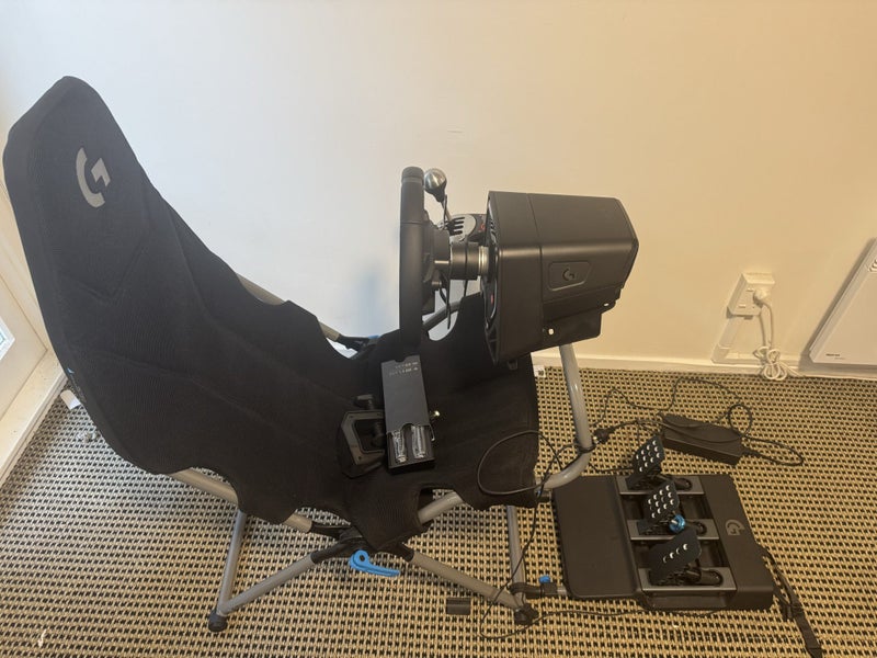 Logitech G pro (direct drive) + pro pedals and accessories64141725045379110