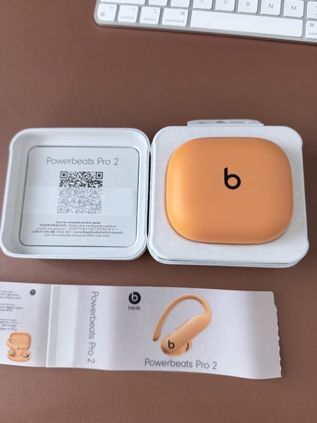 $1Res Beats performance earbud almost new Carousel 1