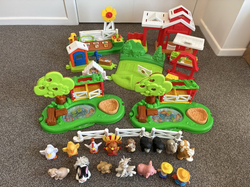 Fisher Price Little People Farm set - Bulk lot: buildings Animals & people. Carousel 1
