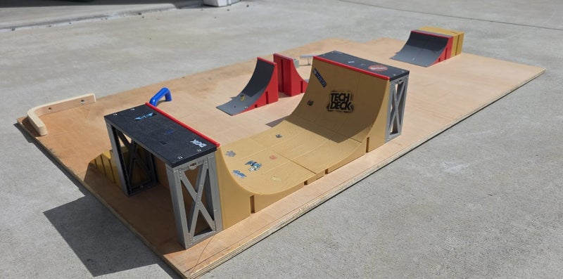 Tech Deck Skate Park Carousel 1