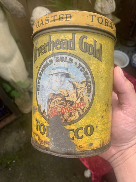 Riverhead Gold tobacco tin Carousel 2