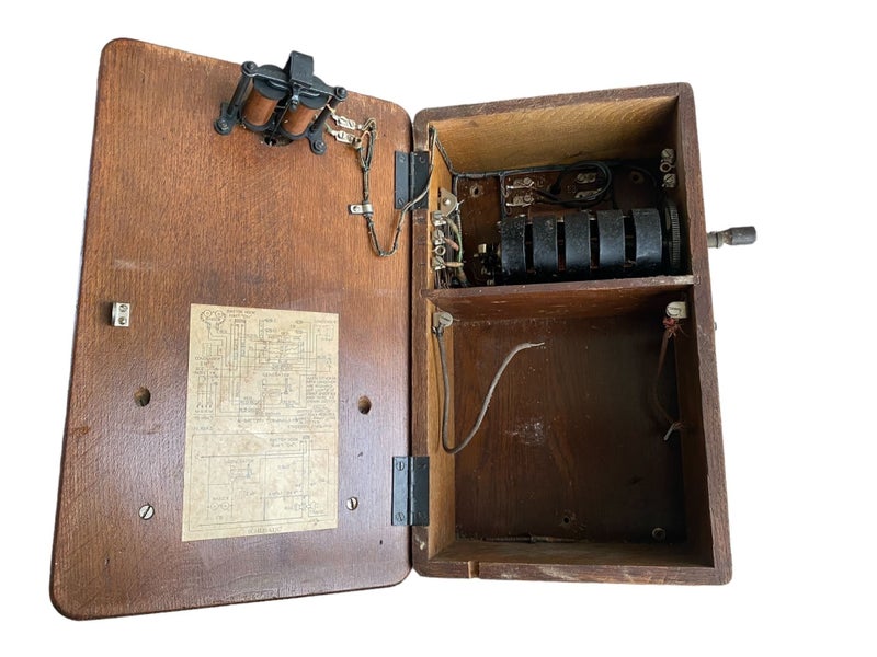 Vintage Ericsson Wall-Mounted Telephone – Elegant Wood Case Carousel 5