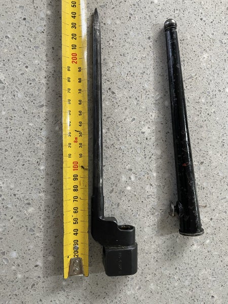 No4 MkII Bayonet. Carousel 1