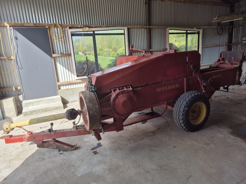 Ap61Welger small bale baler64032595472898111
