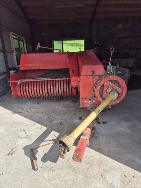 Ap61Welger small bale baler64032595472898114