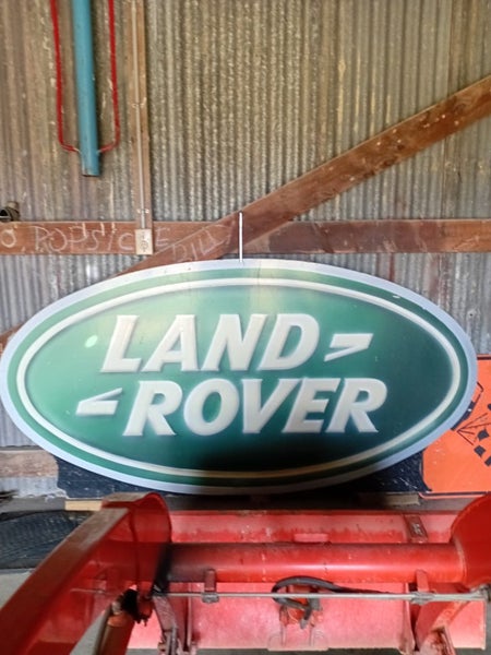LAND ROVER WOODEN SIGN Carousel 1