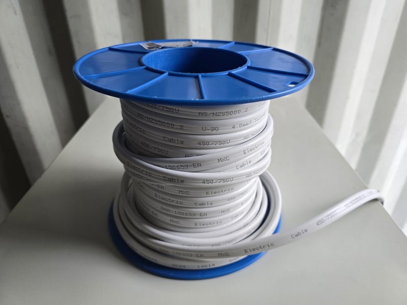 4mm twin and earth cable 26m Carousel 1