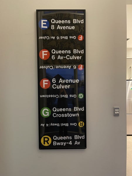 Framed Manhattan Bus Blind Carousel 1