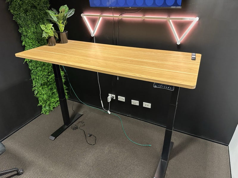 Oak Standing Office Desk (Large) Carousel 6