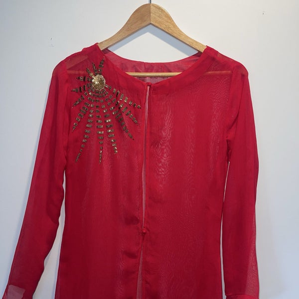 Indian Dress ‘Cardigan, Crop Top and Pants’ Carousel 1