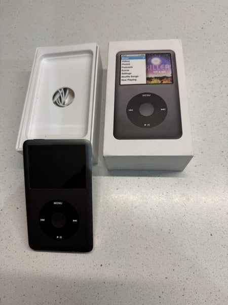 Apple iPod 7th Gen 160GB Carousel 1