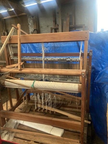 Loom Carousel 1