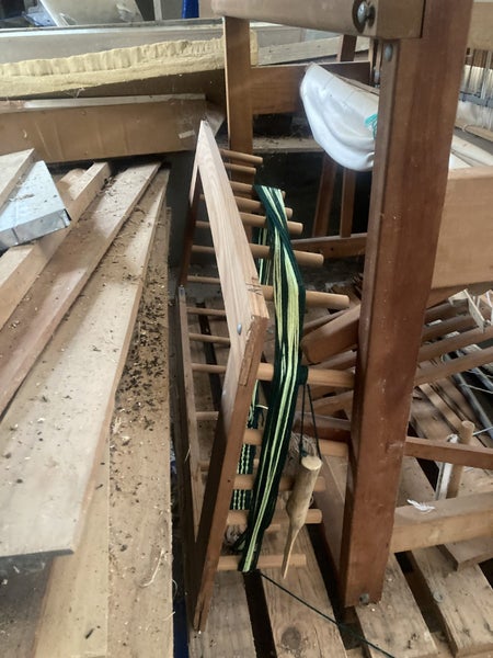 Loom Carousel 18